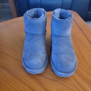 Womens Bearpaw Boots - Size 10, Gray